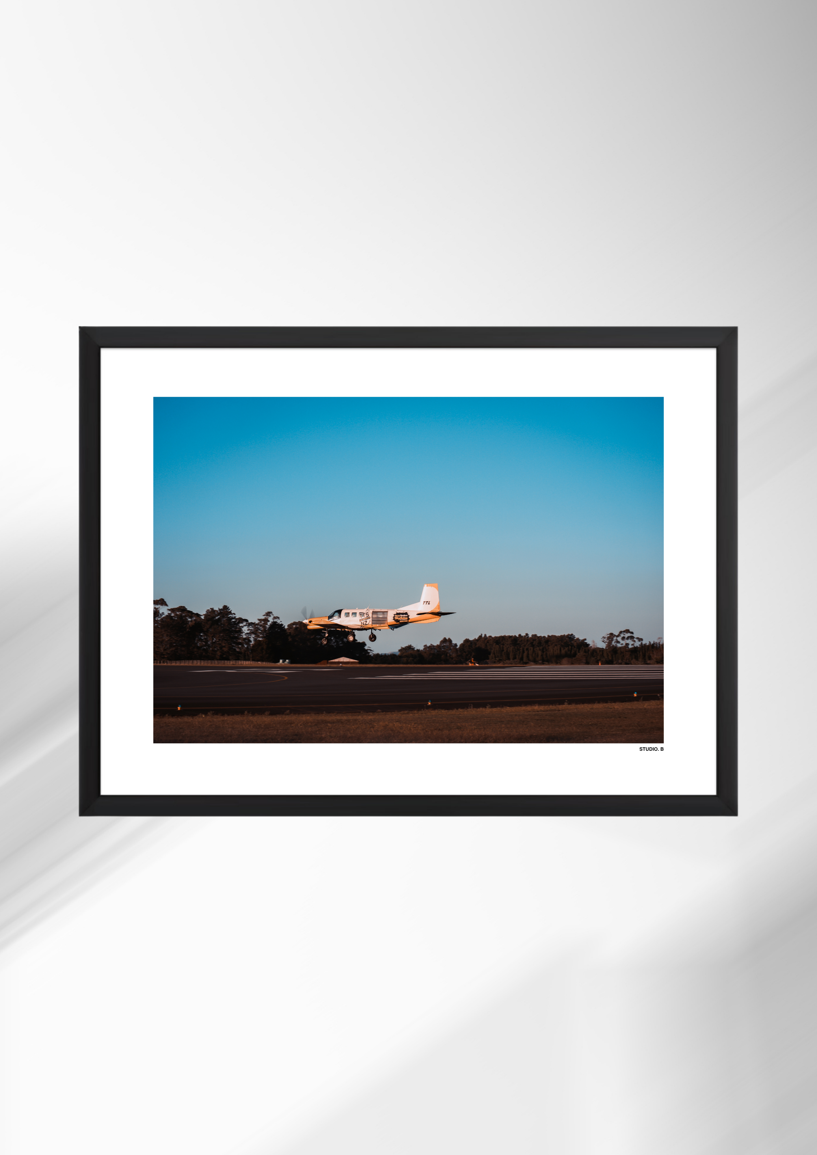 Flying Low. 