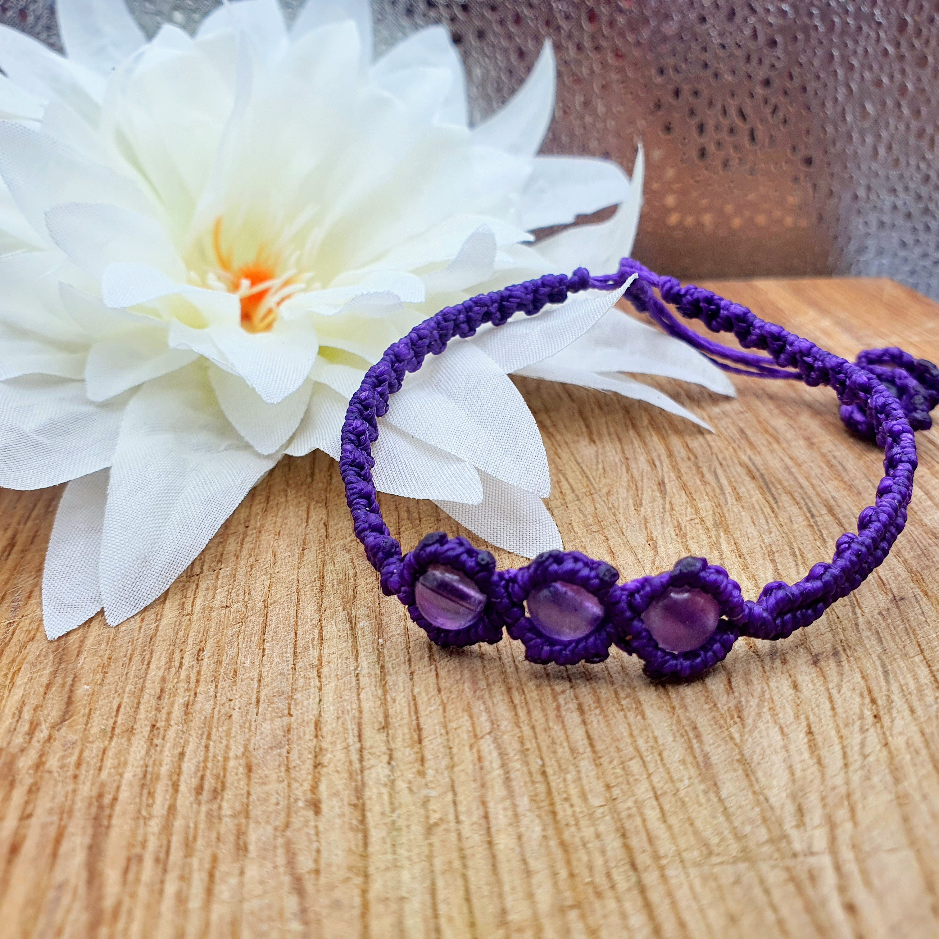 Makramee-Armband "Spirit of Amethyst" – Handgefertigt in Ulm | Klarheit & Innere