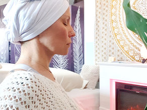 Kundalini Yoga: Die Balance zwischen körperlicher Kraft und spirituellem Erwachen