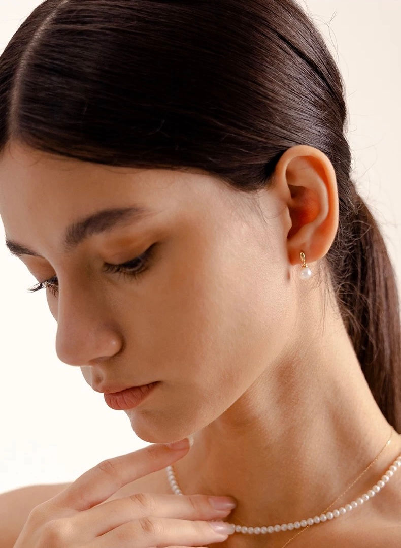 Thumbnail: 14k Gold Akoya Pearl Drop Earrings