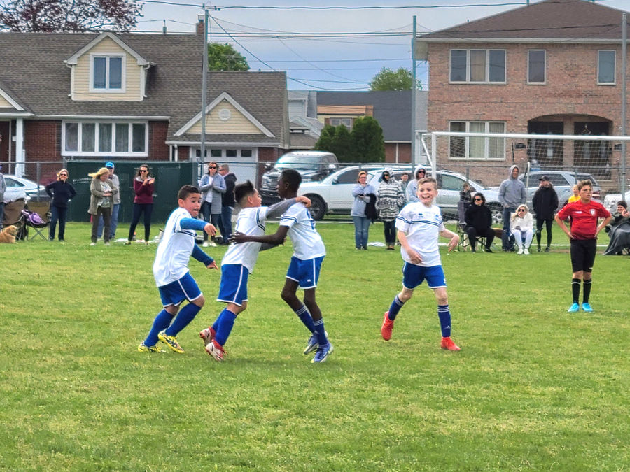 Crew players