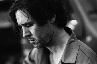 Cass McCombs Serenades a Psychedelic Movie Night