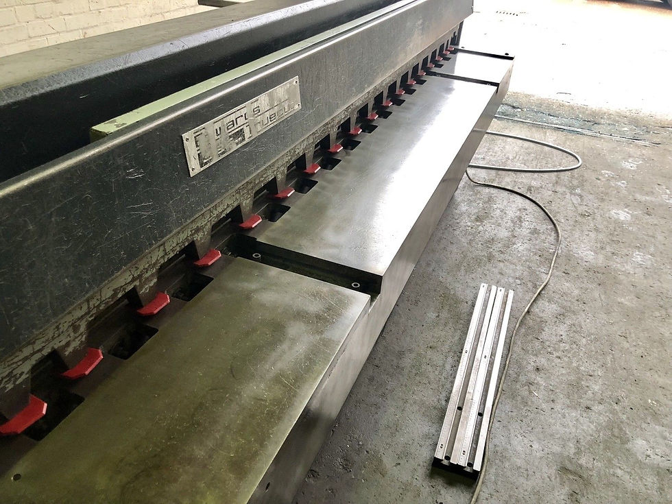 Thumbnail: Edwards Truecut DD Mechanical Guillotine 2.5m x 3.25mm