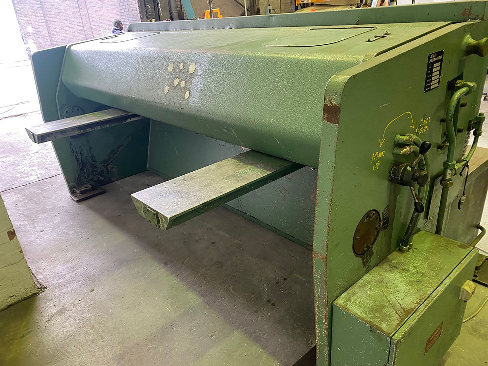 Thumbnail: ELGA Hydrashear 3010 Hydraulic Guilltoine