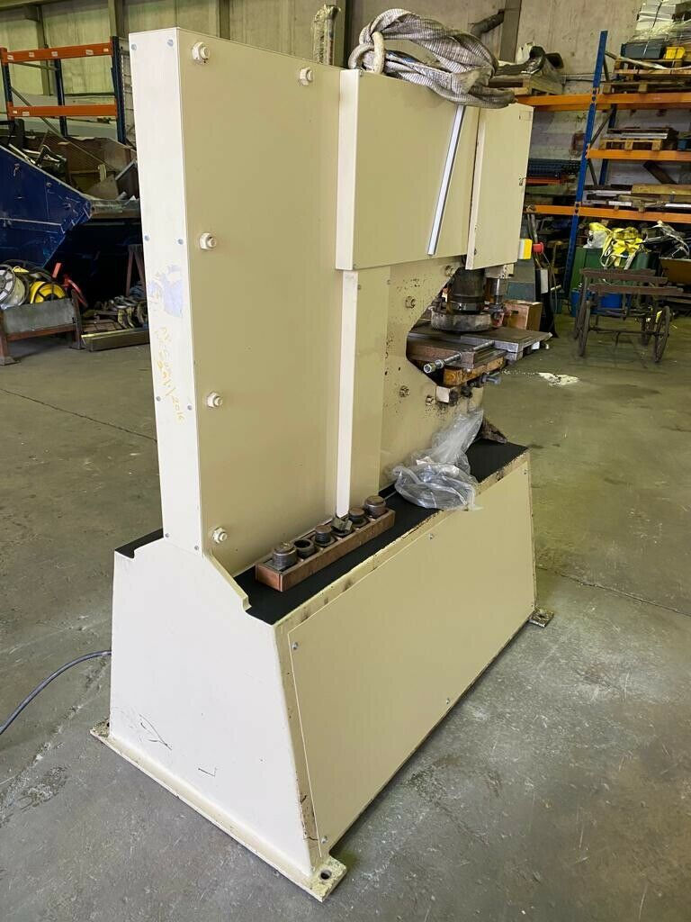 Thumbnail: GEKA PUMA Hydraulic 80 Ton Punch