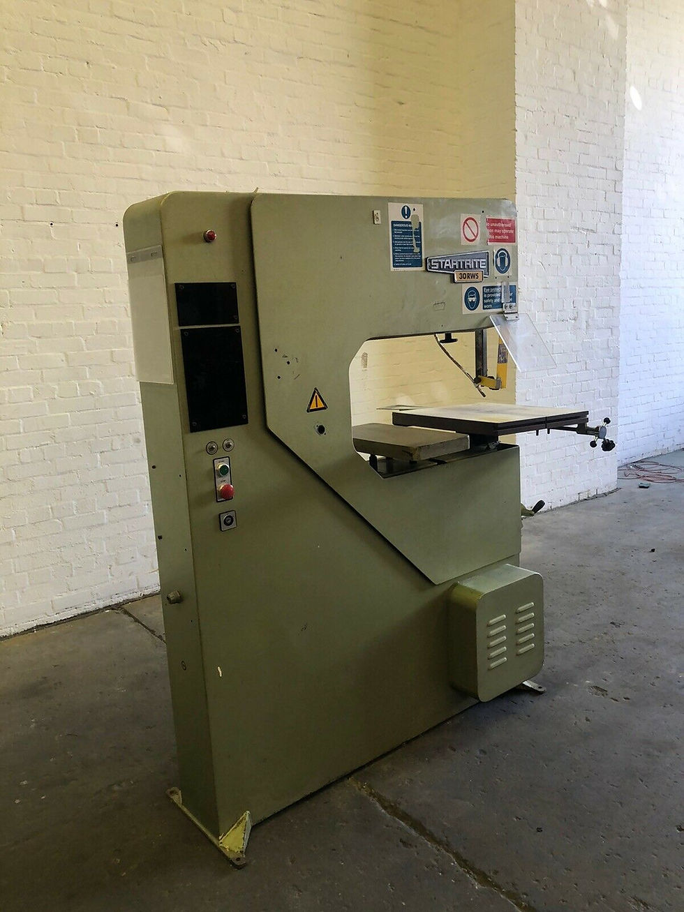 Thumbnail: Startrite 30 RWS Vertical Bandsaw