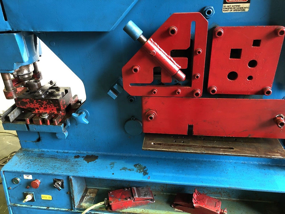 Thumbnail: Kingsland 55XS Hydraulic 5 station Universal steelworker