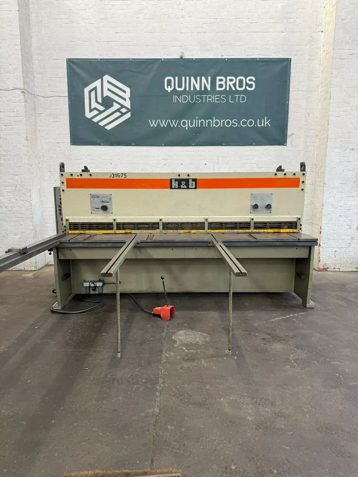 K & B 3m x 6mm Hydraulic Guillotine