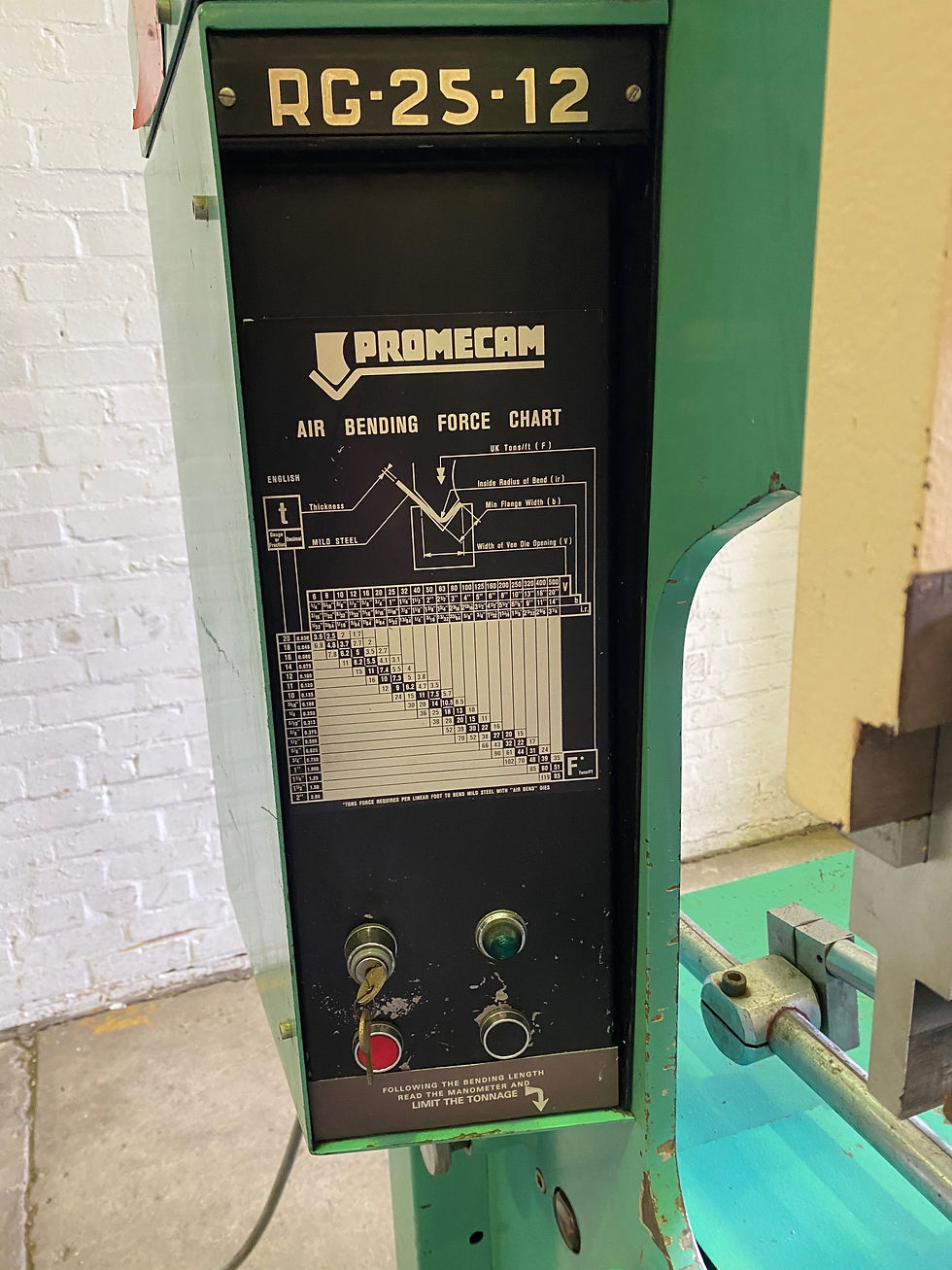 Thumbnail: Promecam RG2512 Hydrualic Pressbrake
