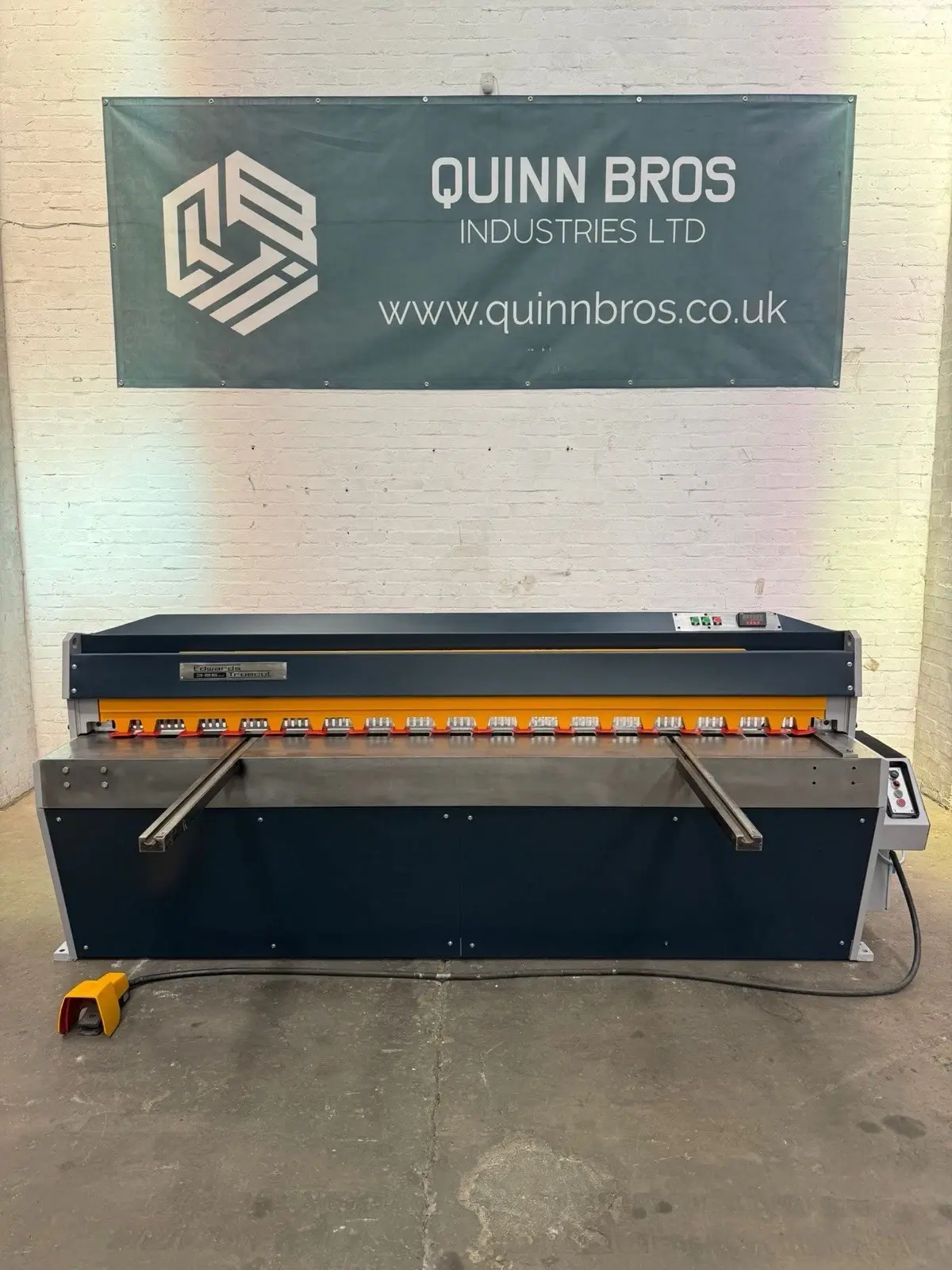 Edwards Truecut DD 2.5m Mechanical Guillotine