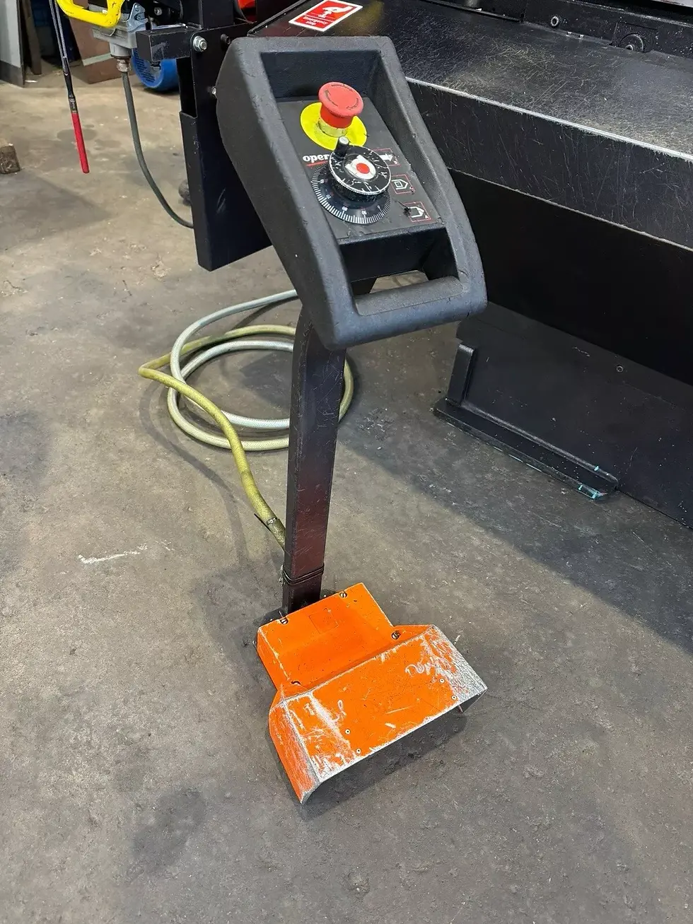 Thumbnail: Amada HFB 1003  Year 1996