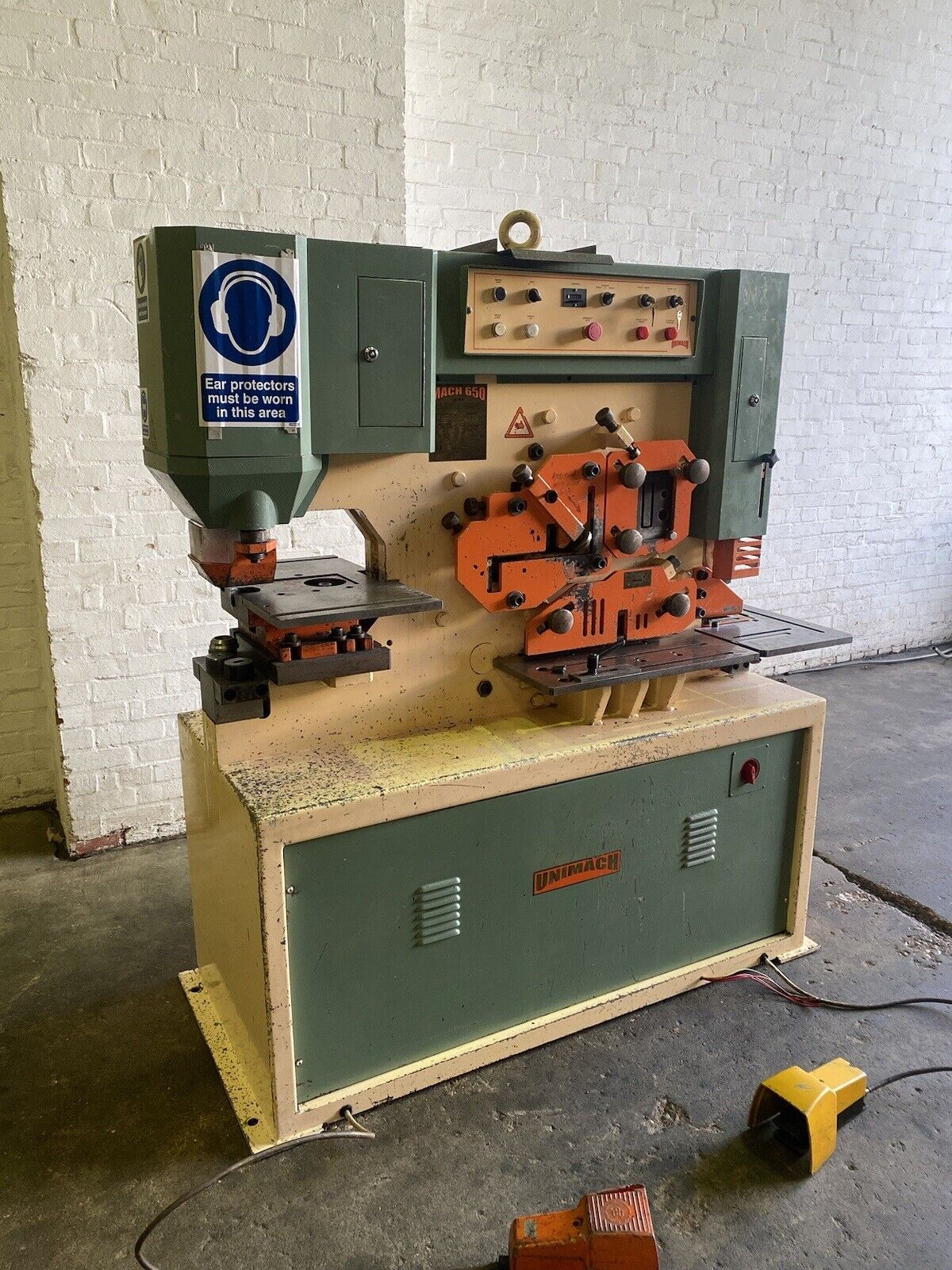 Unimach Mach 650 Universal Hydraulic Ironworker