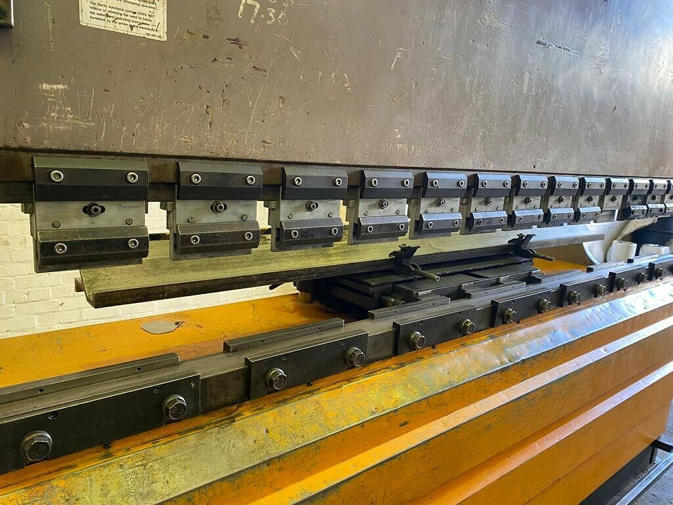 Thumbnail: Mebusa 3m X 90t CNC Pressbrake
