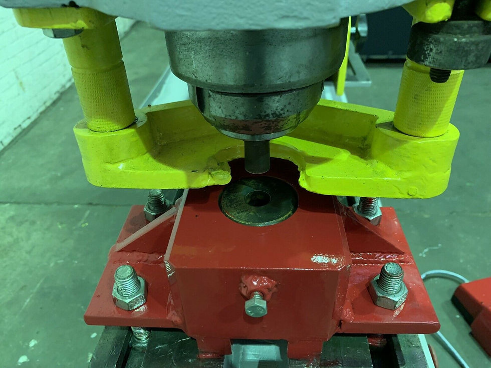Thumbnail: Kingsland 55XS Universal Hydraulic Iron Worker