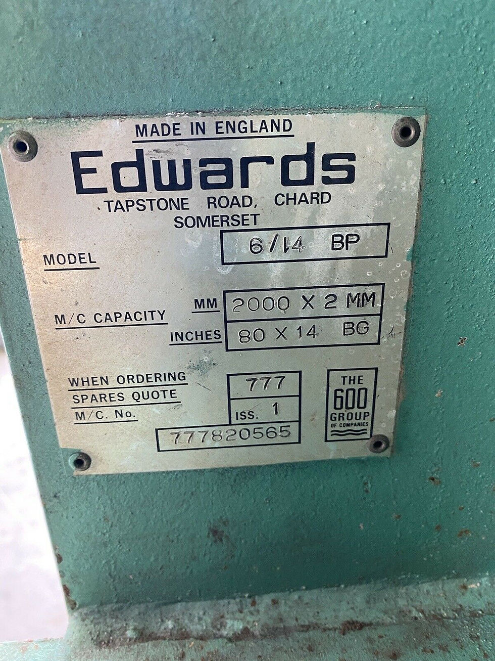 Thumbnail: Edwards 2m Box & Pan Folder