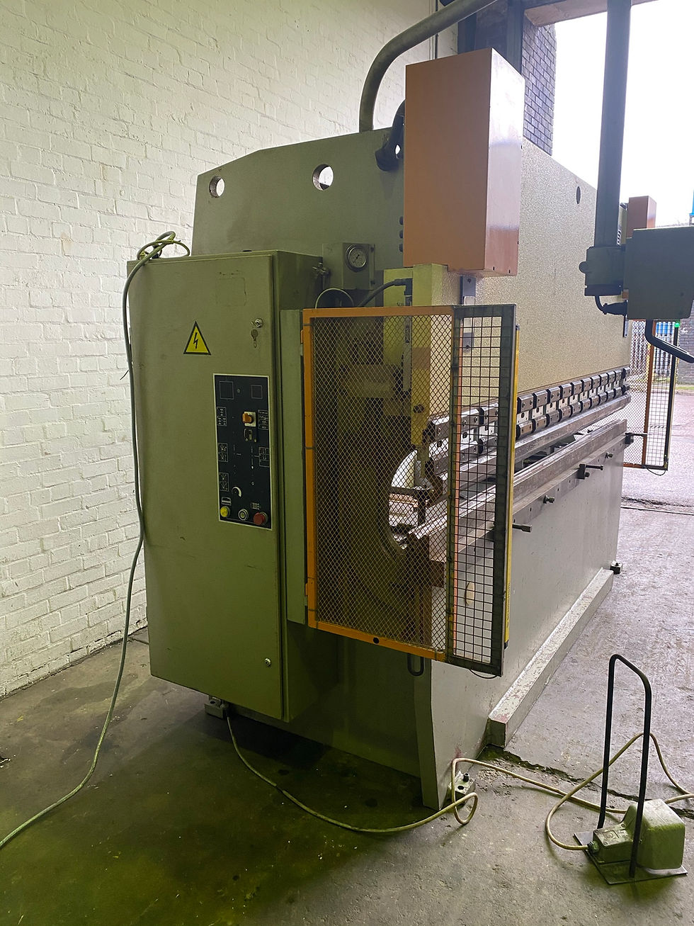 Thumbnail: Safan (Holand) CNCS 3100 x 80 Ton Pressbrake