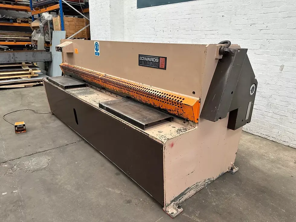 Thumbnail: Edwards Pearson GE 3m x 6.5mm Hydraulic Sheet Metal Guillotine