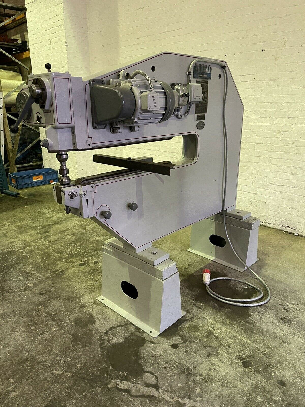 PULLMAX P6 Powered Nibbler