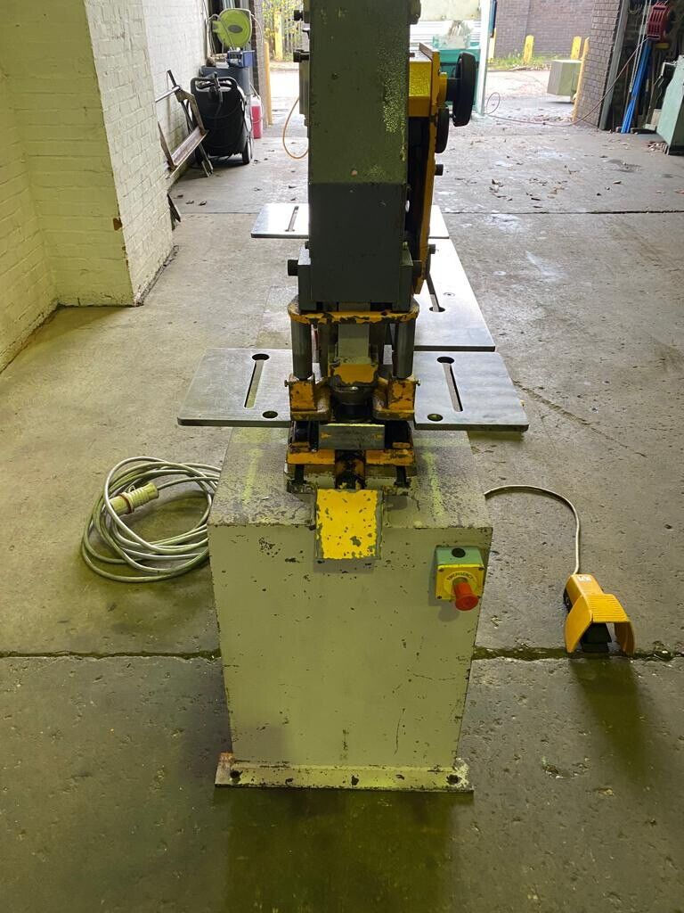 Thumbnail: Kingsland Compact 60 Hydraulic Universal Ironworker
