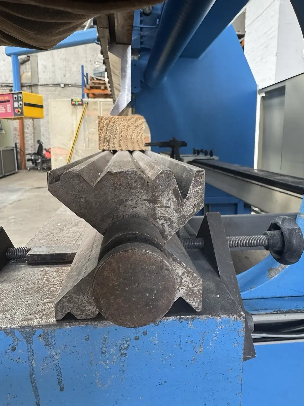 Thumbnail: Kingsland Haco KPT 30175 CNC Hydraulic Pressbrake