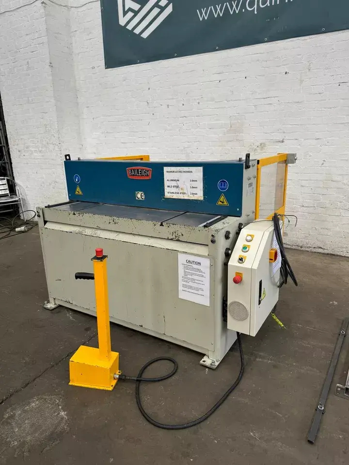 Thumbnail: Baileigh SH-5210 Hydraulic Guillotine  SINGLE PHASE