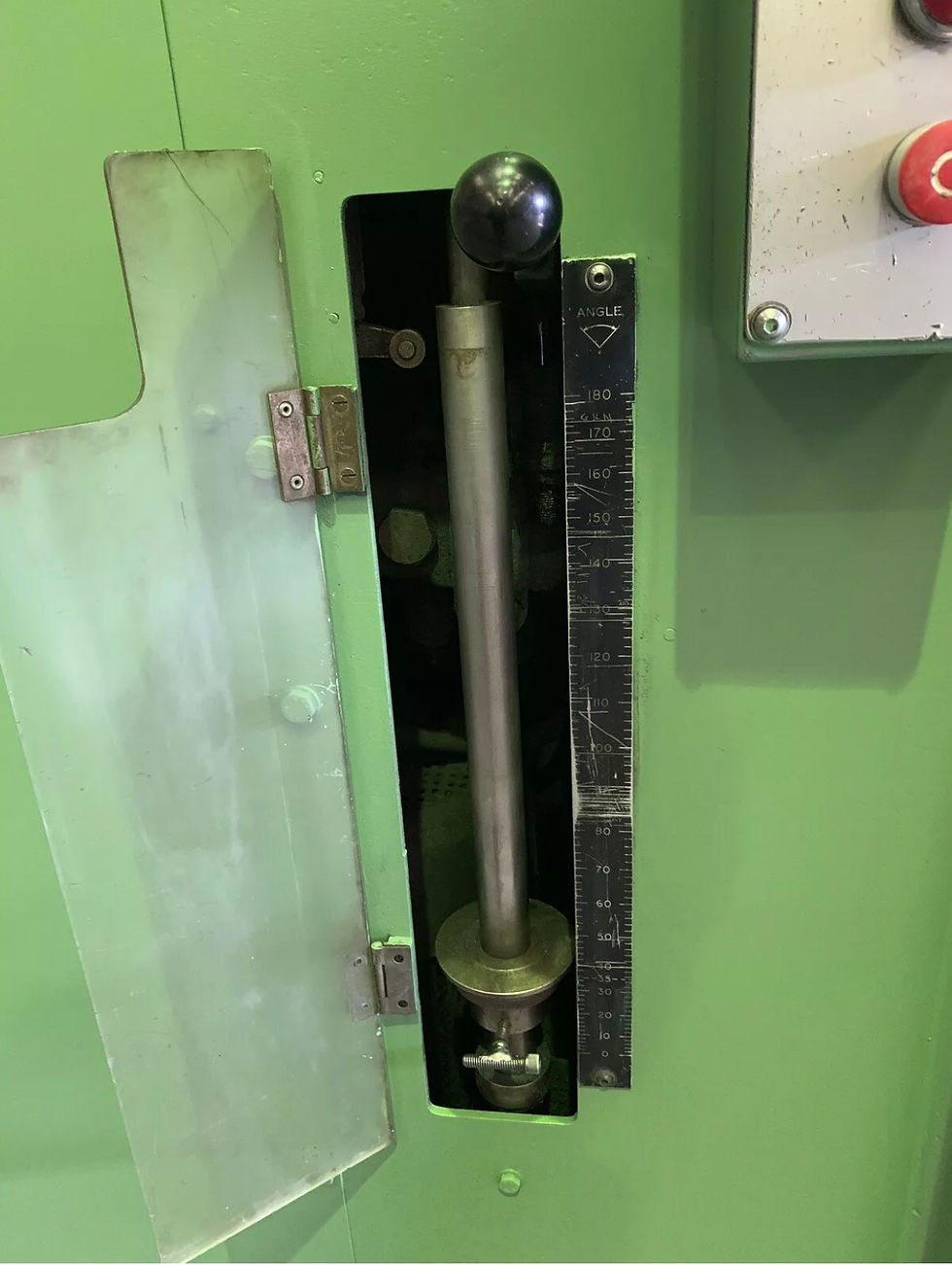 Thumbnail: Keetona Hydraform Powered Box & Pan Folder