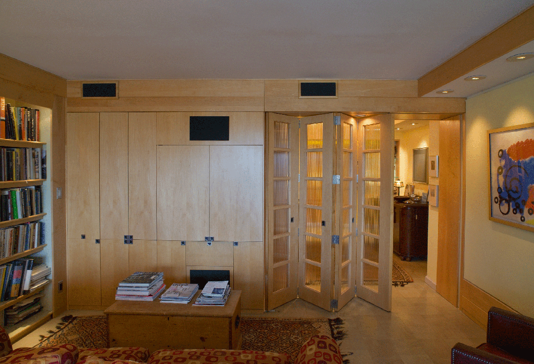 LIVING ROOM E1 doors-open