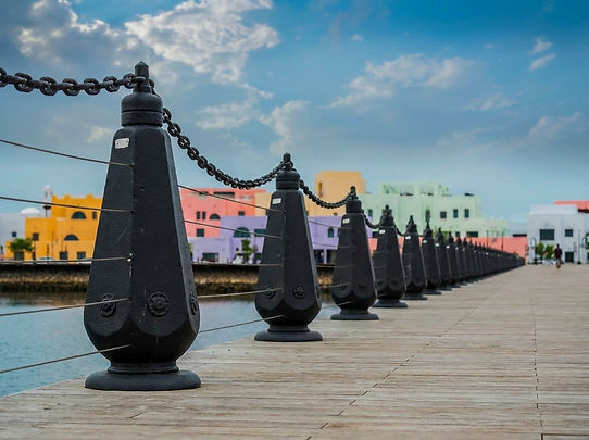 Bollard_and_background_focus_202605161510.jpeg