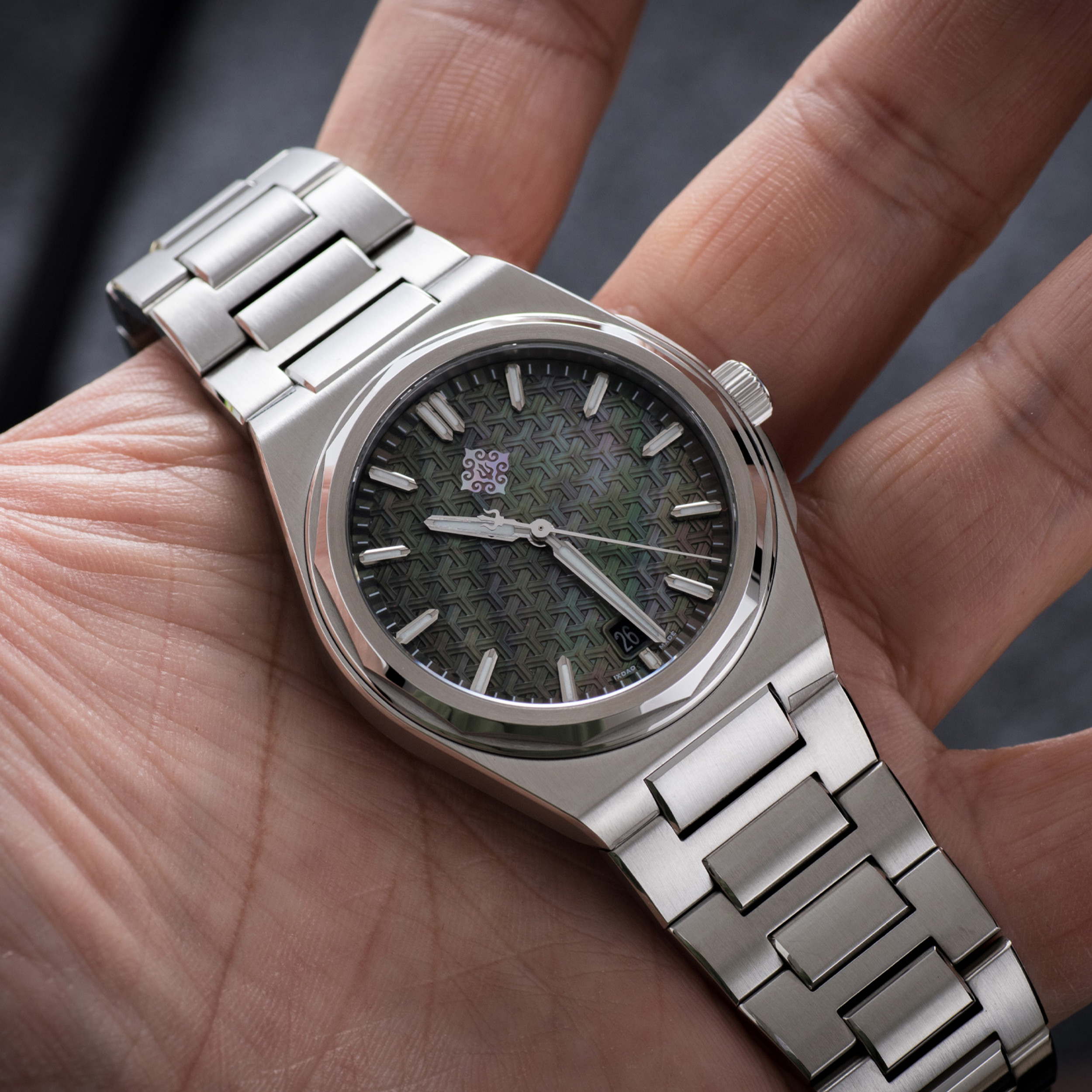 Official IXDAO Watch Onlineshop