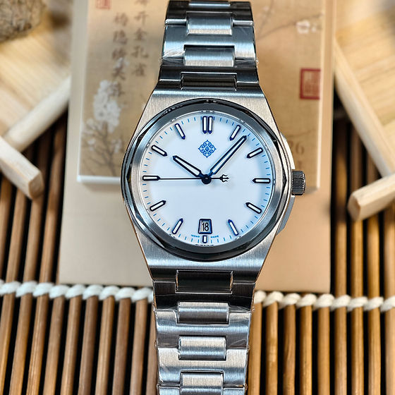 Enamel Warrior - White | IXDAO WATCH CO