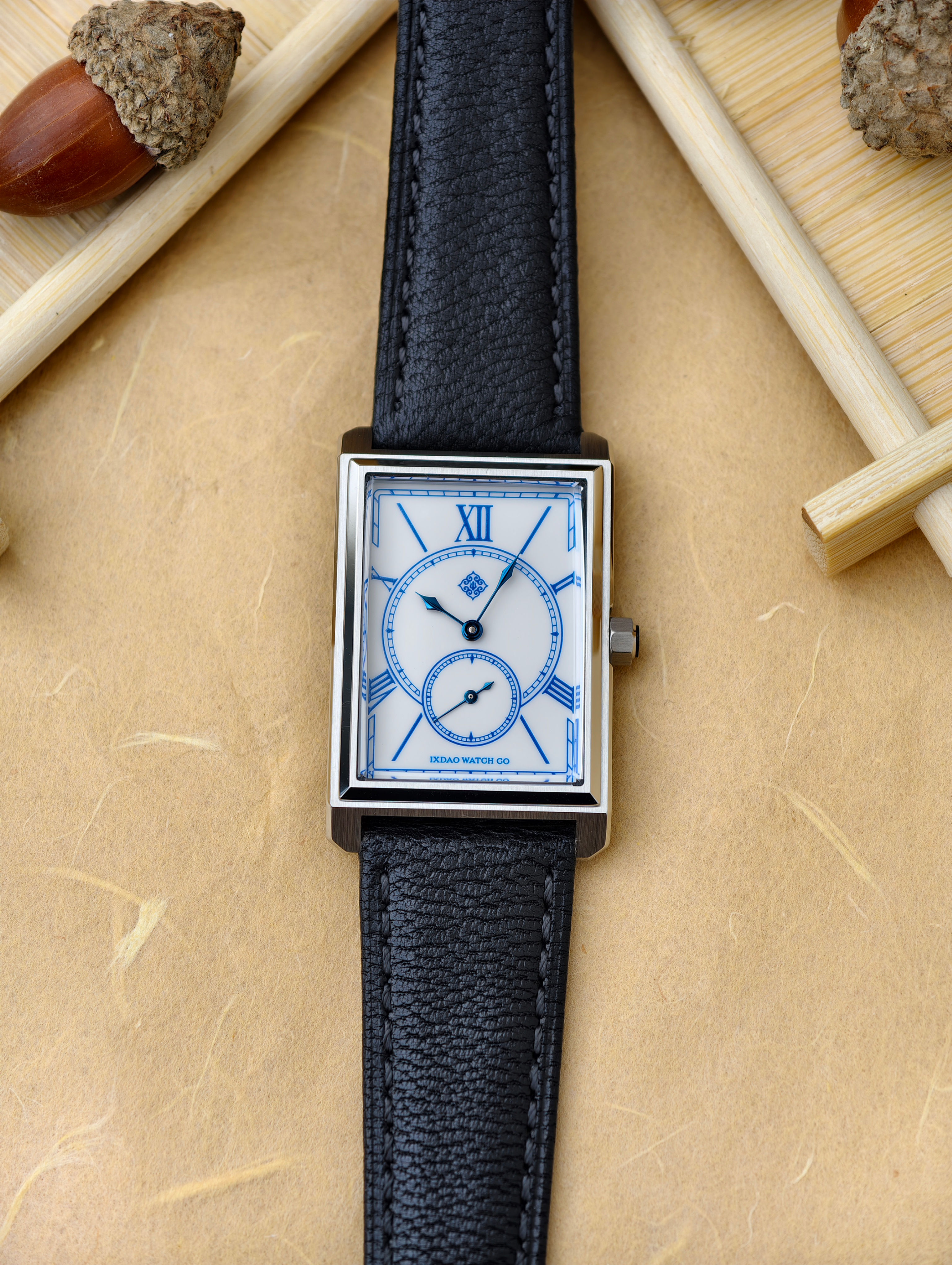 White enamel JD-DZ09S quartz square wrist watch