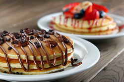 Lord of the wings - Chocolate & fruits pancake