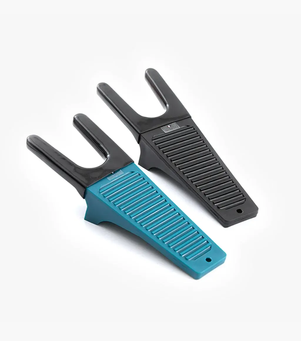 PE Boot Jack