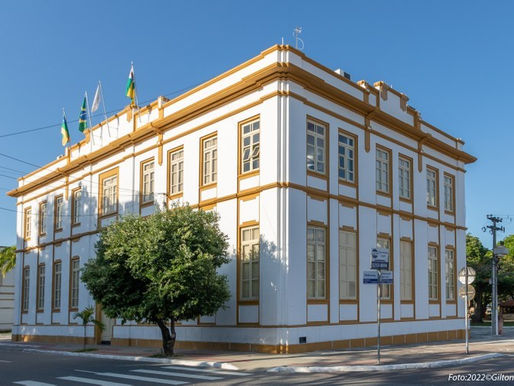 Filho de chefe de gabinete de Dep. Estadual recebe salário de mais de R$ 6 mil na Câmara de Aracaju