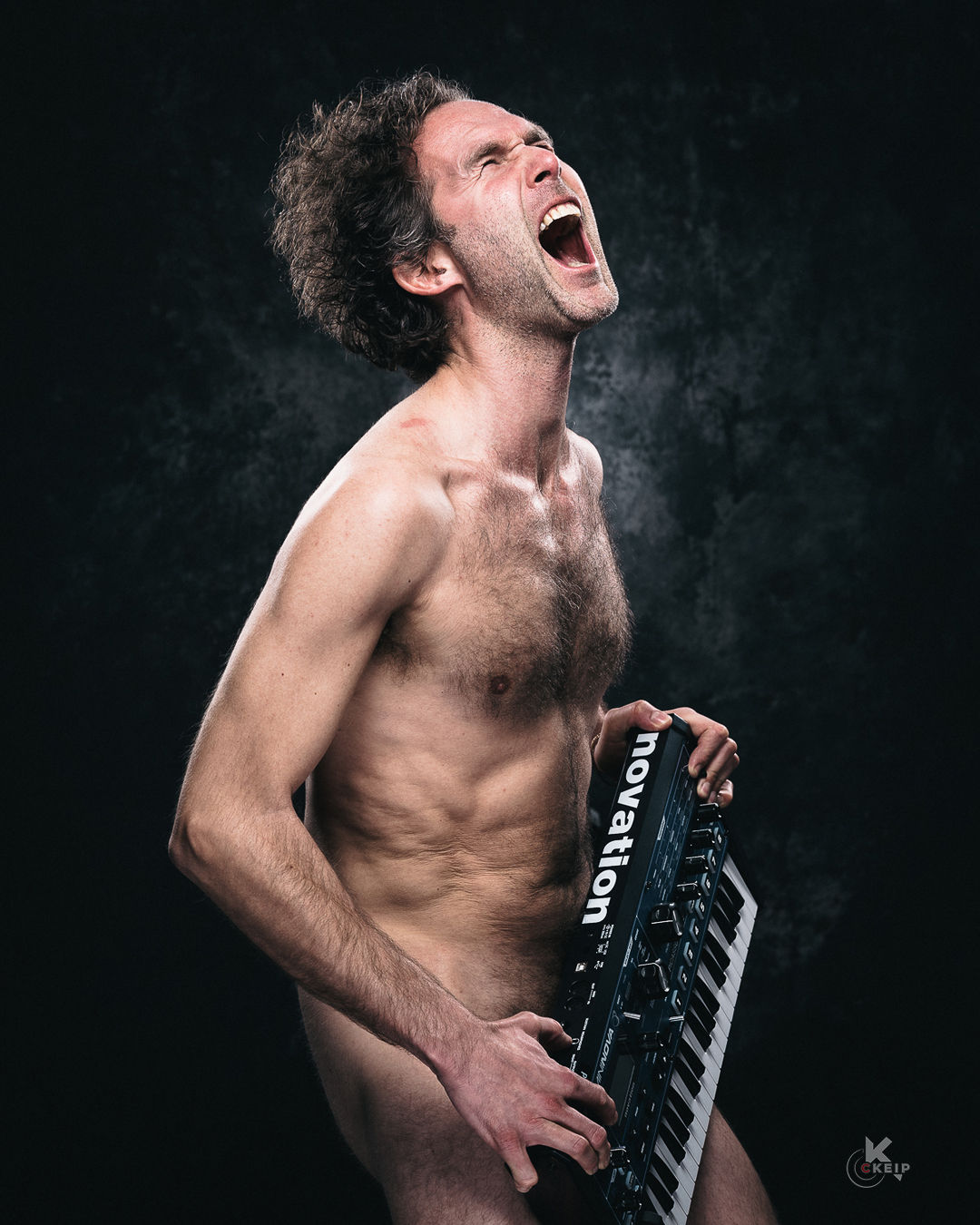 #SHELLALAVIE/Angry Jon