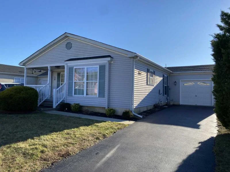 PERRYS LAKE HOMES FOR SALE Davis Enterprises