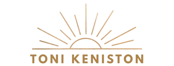 Toni Keniston — Filipino-American Artist, Deck Designer & Decolonial Writer