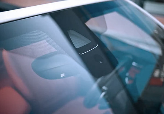 windshield-adas-recalibration-arizona.jpg
