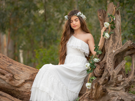 איזה צבע שמלת בת מצווה הכי כדאי לי?