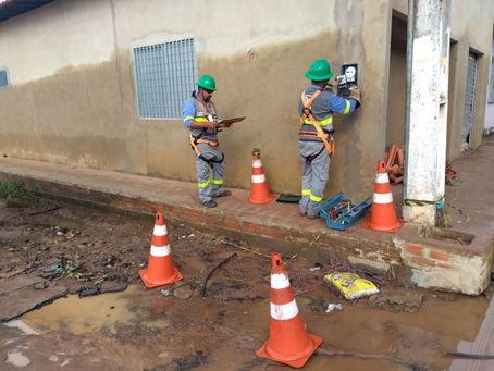 Cuidados com energia elétrica em regiões alagadas