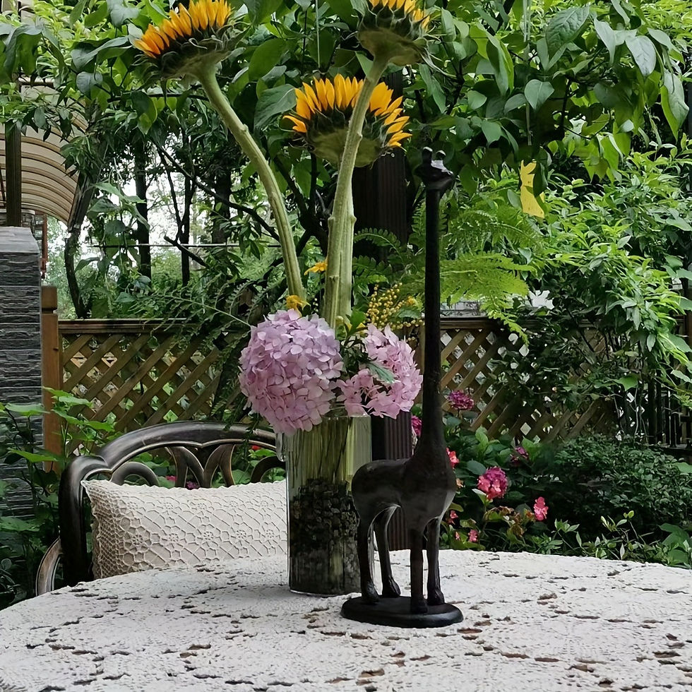Thumbnail: Creative Animal Tissue Holder Cast Iron Home Decor