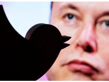 Twitter bans some journalists who cover Elon Musk