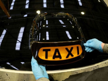 Geely’s London black cab unit unveils new large EV platform