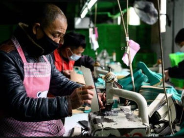 Chinese manufacturing hits record low amid coronavirus outbreak
