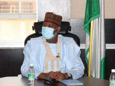 FG threatens sanctions against airlines selling tickets in dollars