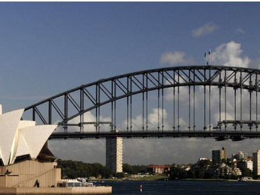 Brexit: UK signs free trade deal with Australia