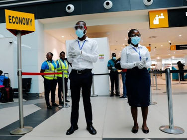 Ghana to fine airlines $3,500 for each unvaccinated passenger
