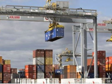 Value of Irish exports falls by €2bn in one month
