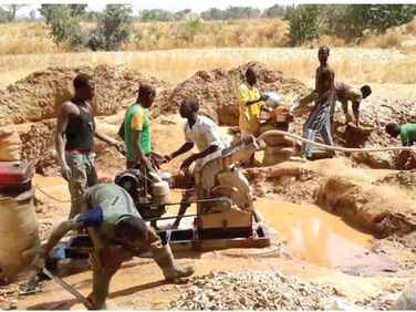 Nigeria, Swiss firm sign pact on metal, gold mining development