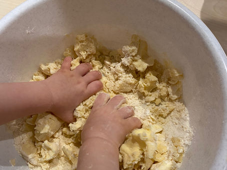 Plätzchenbacken in der Sonnengruppe